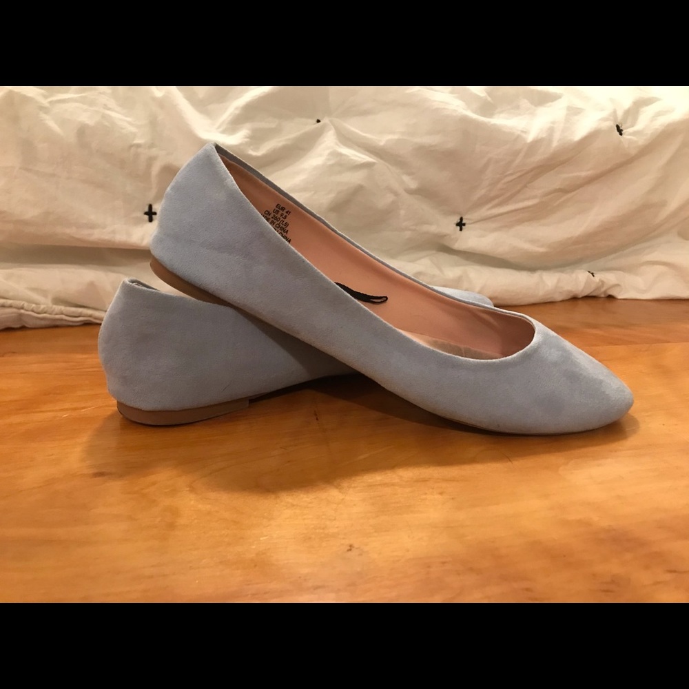 Ballet flats